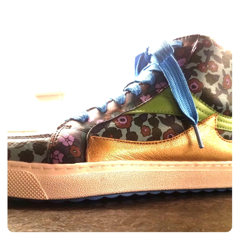 Coach C203 Floral Pointy Toe High Tops